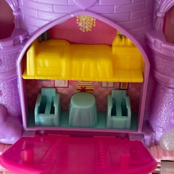 POLLY POCKET Unicorn Party Play Set - Picture 5 of 14